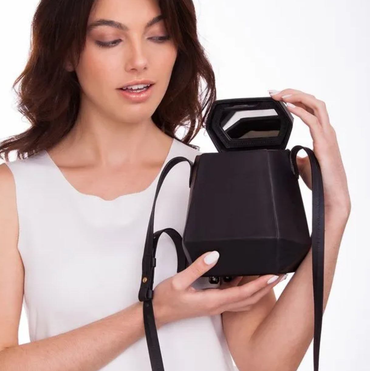 Jewelbox Bag- Collab Maria Dolores + Montefina - Black Obsidian / Leather Black
