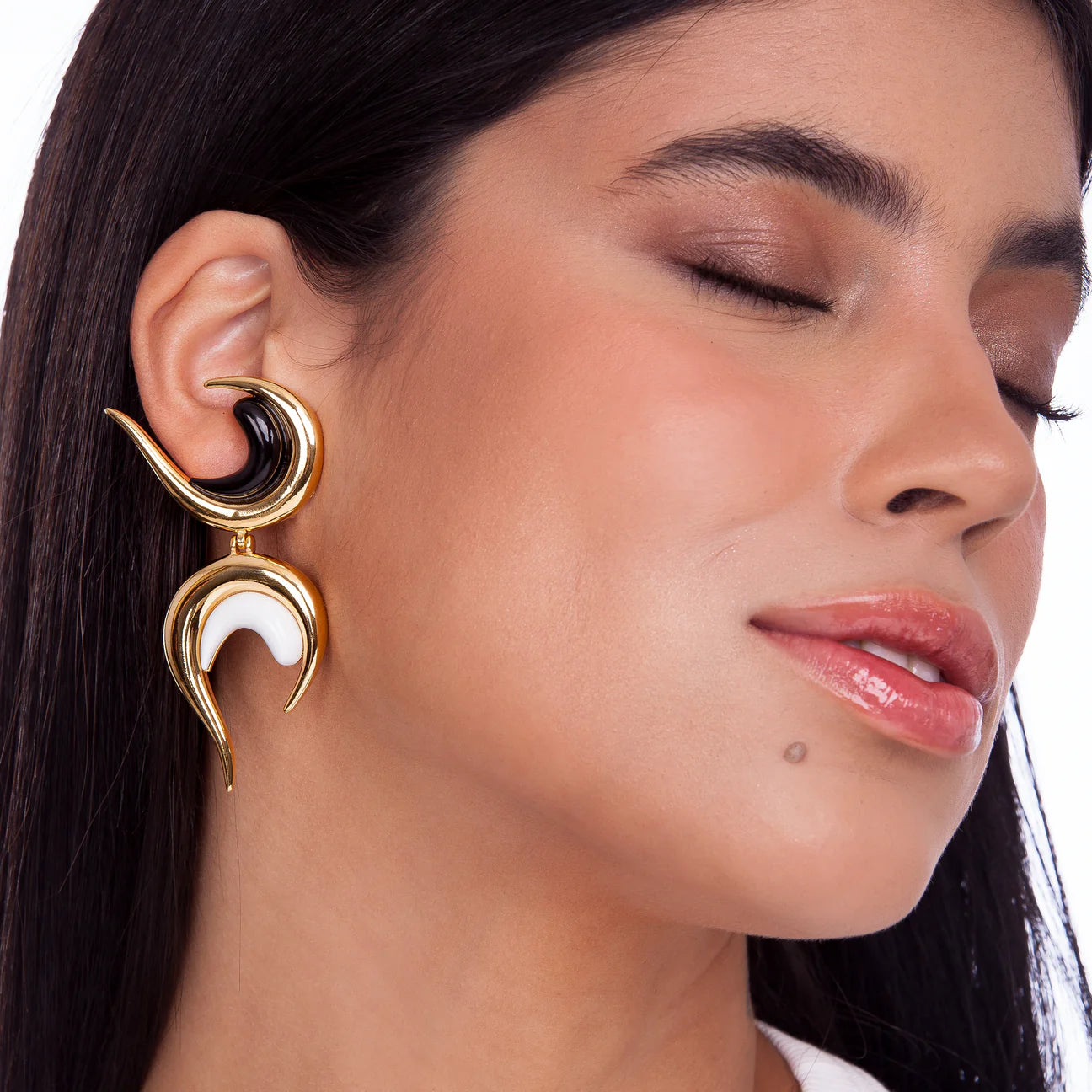 CONTRASTE EARRING