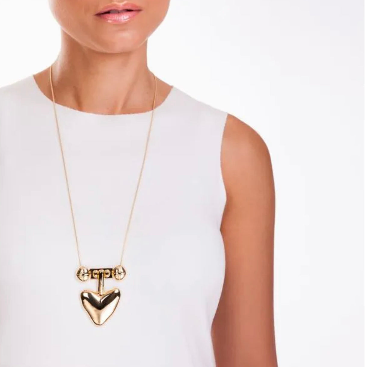 OPEN TO LOVE NECKLACE