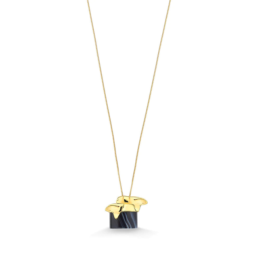 SURPRISE NECKLACE