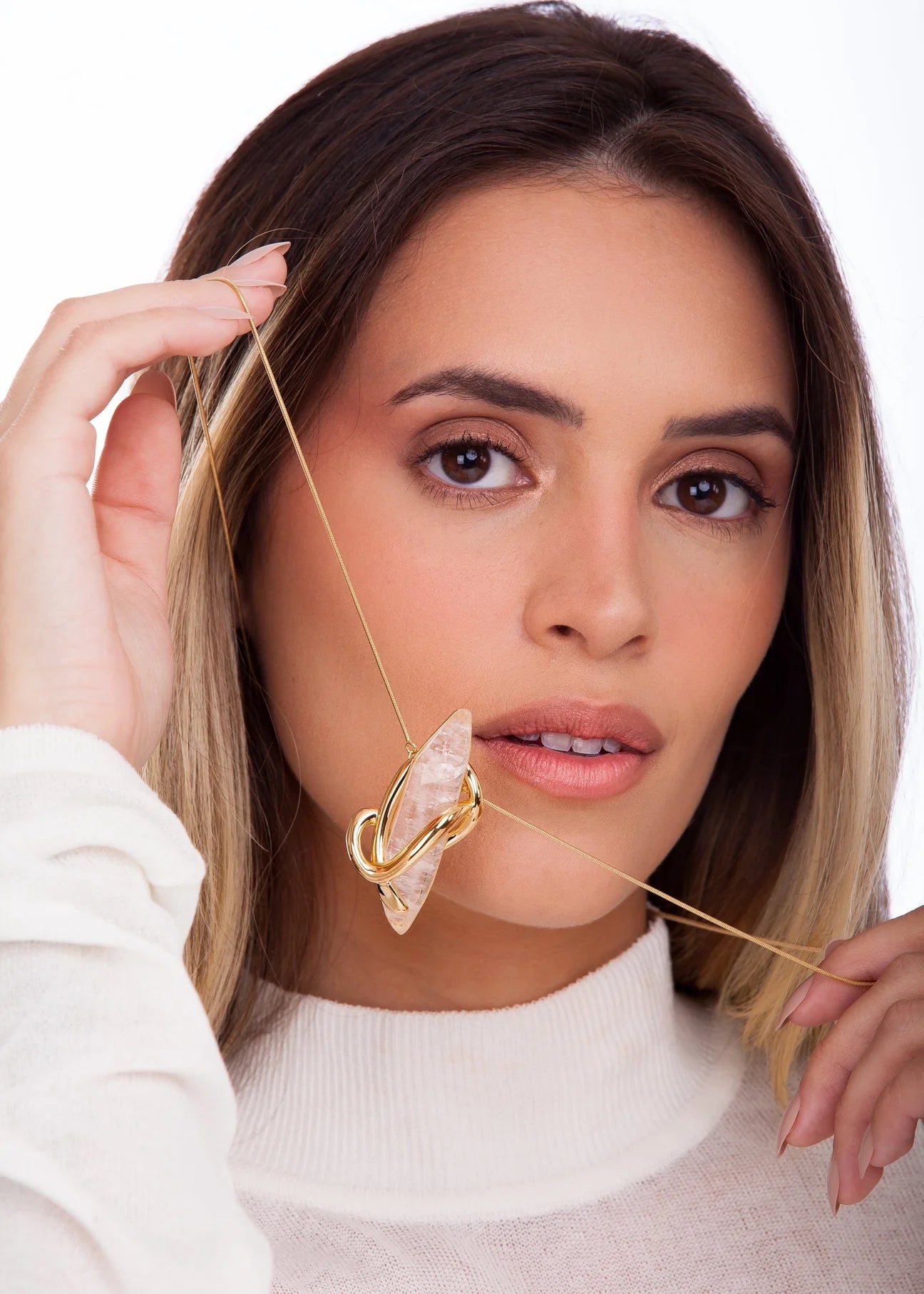 Reviravolta NECKLACE