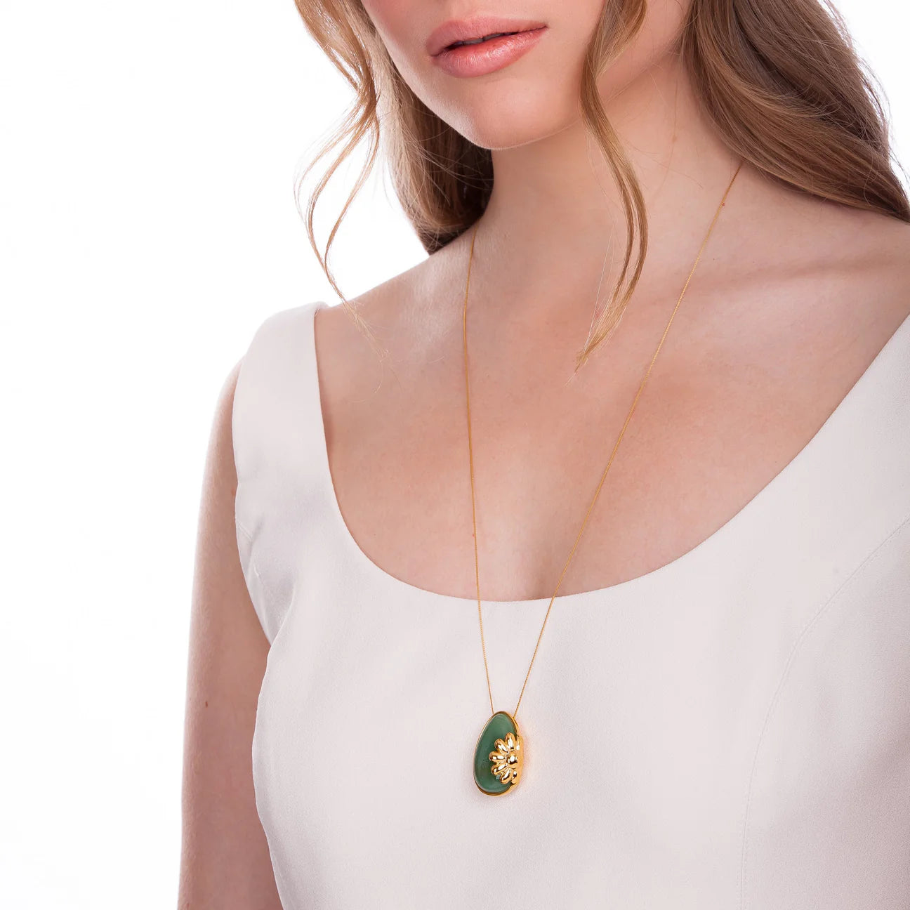 BLOOM NECKLACE - A FLOR DA PELE