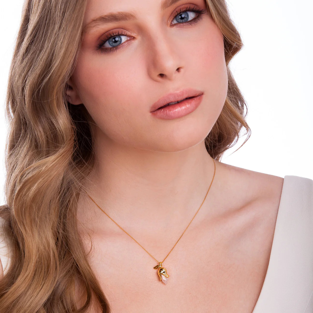 BOTÃO  NECKLACE - A FLOR DA PELE