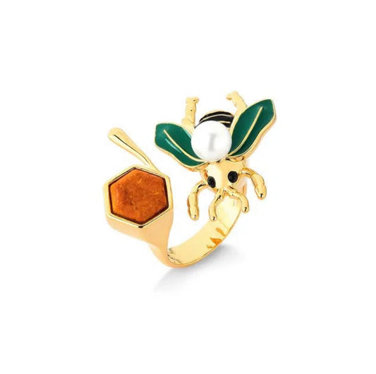 MEL RING Size 8