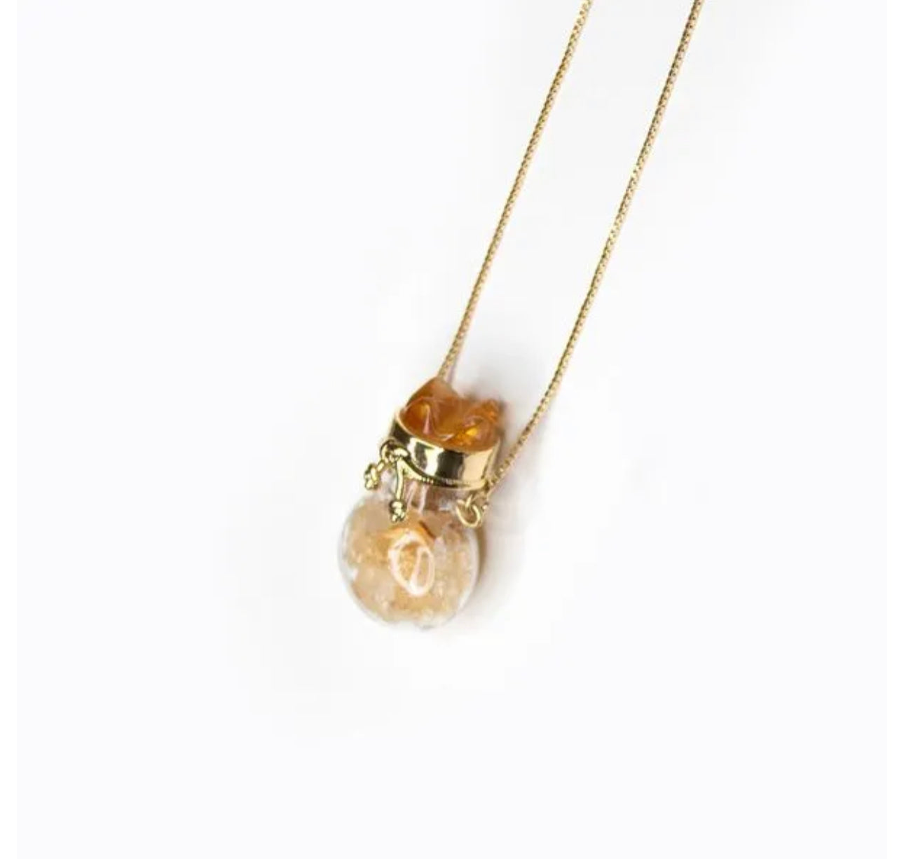 HAPPY NECKLACE